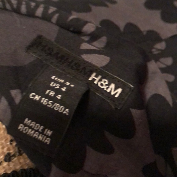 H&M skirt - Picture 3 of 3